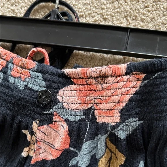 Billabong Black and Pink Floral Wide Leg Pants - Picture 8 of 8